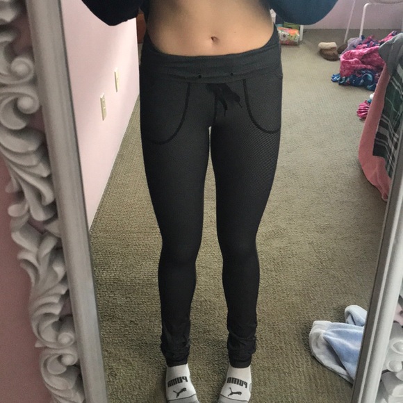 Lululemon leggings loose at ankles Clearance